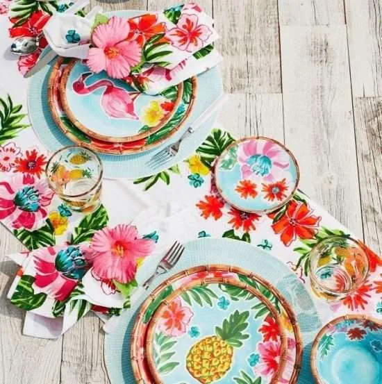 Tropical Flowers Print tablelinens